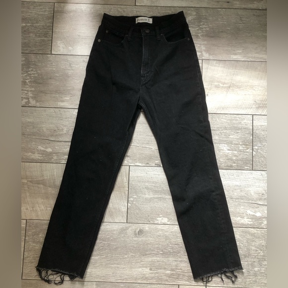 Abercrombie Ultra Hise Rise Ankle Straight Black Jeans - Picture 3 of 5